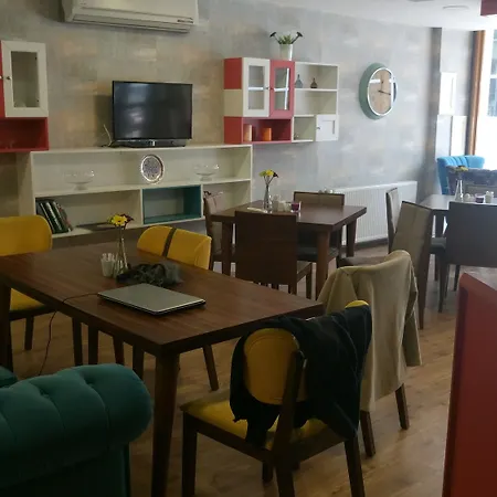 The Corner Palace 2* Стамбул