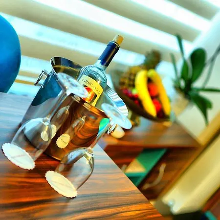 Apart Otel The Corner Palace İstanbul